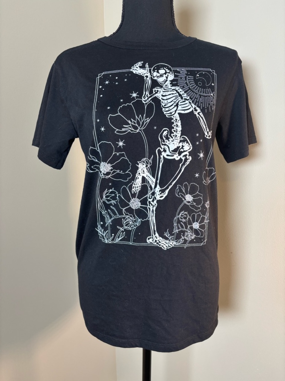 Black Graphic Skeleton Floral Tee - unisex
